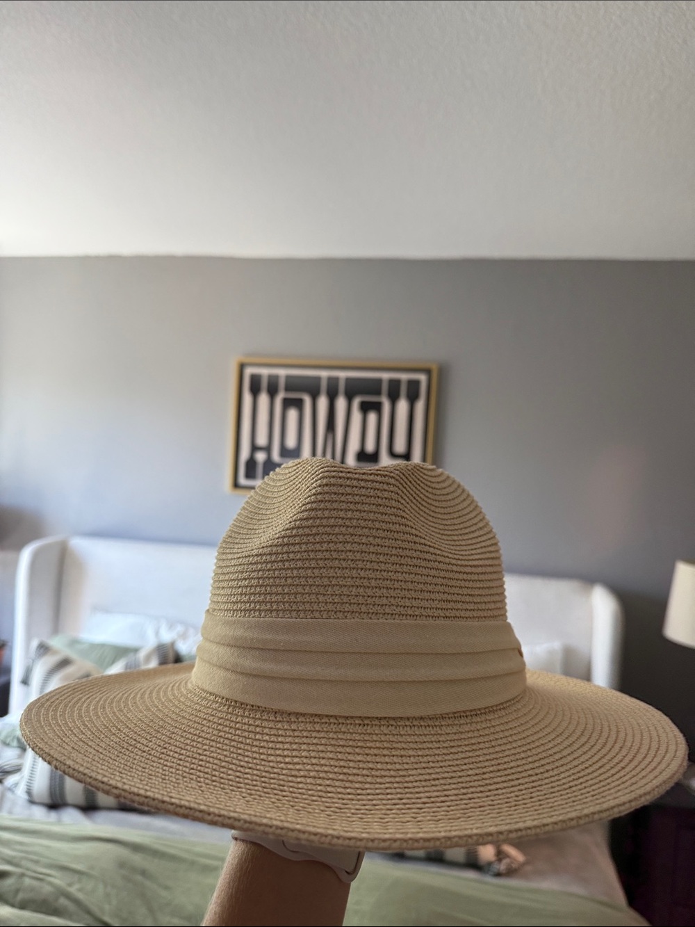 Classic Wide-Brim Straw Fedora Hat - Beige